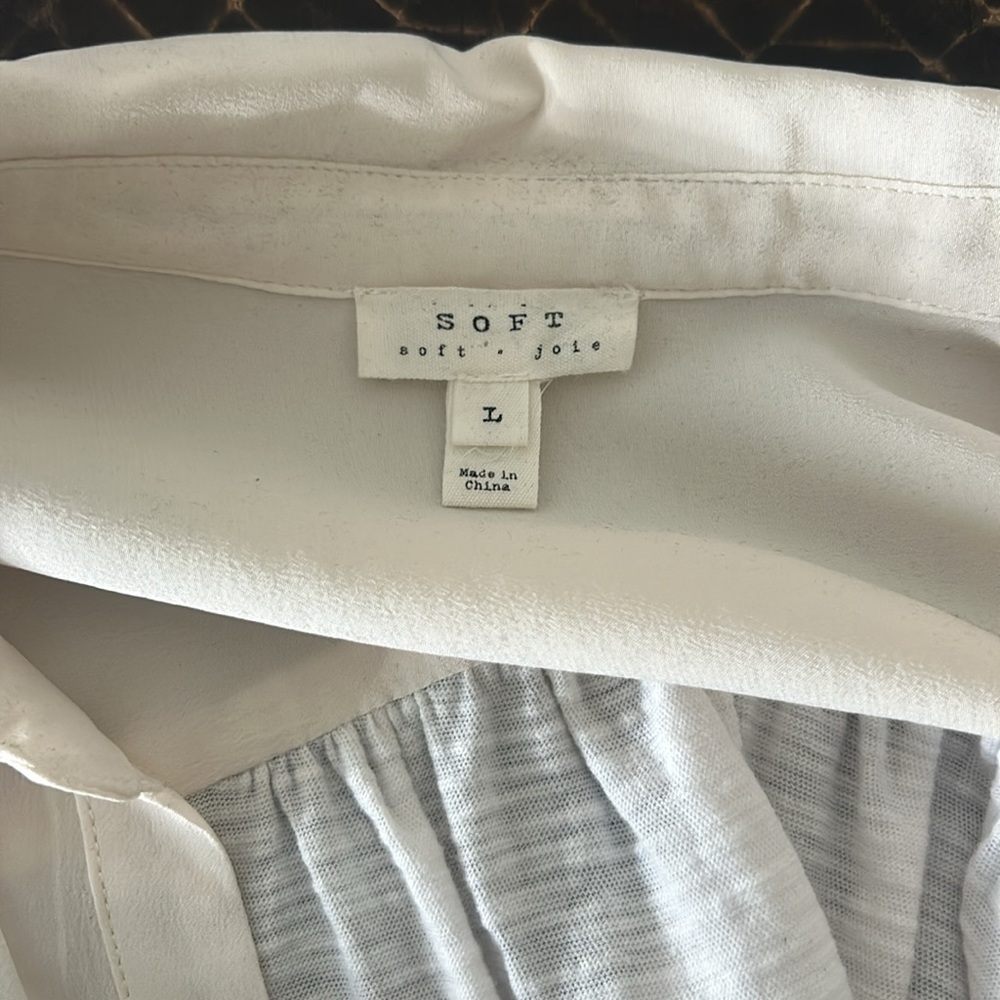 V neck blouse by SOFT JOIE - Picture 7 of 8